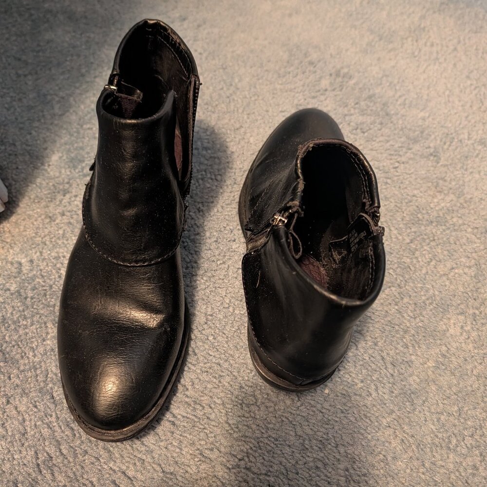 Size 7 B.O.C. Black Boots